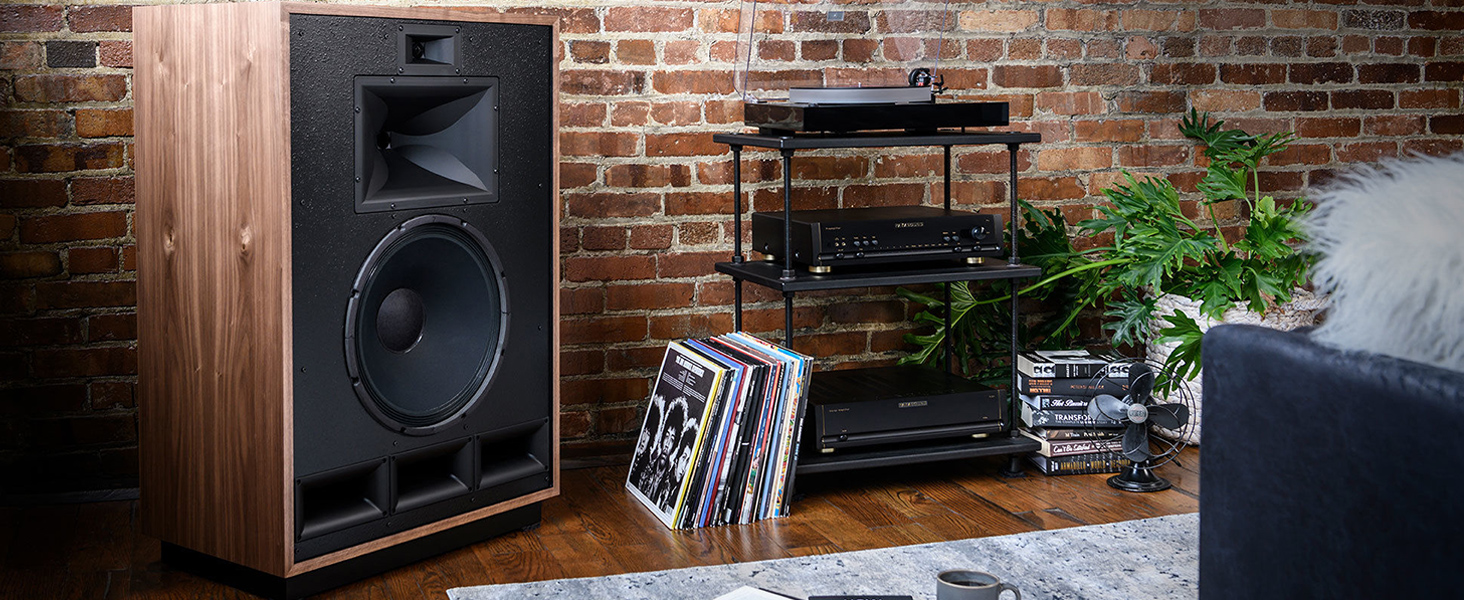 Sound Revolution – Home Theatre Installation